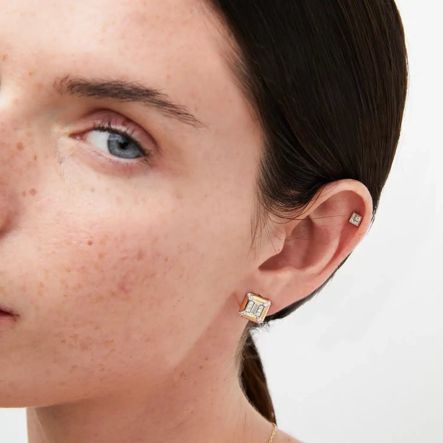 Heirloom Baguette Earring