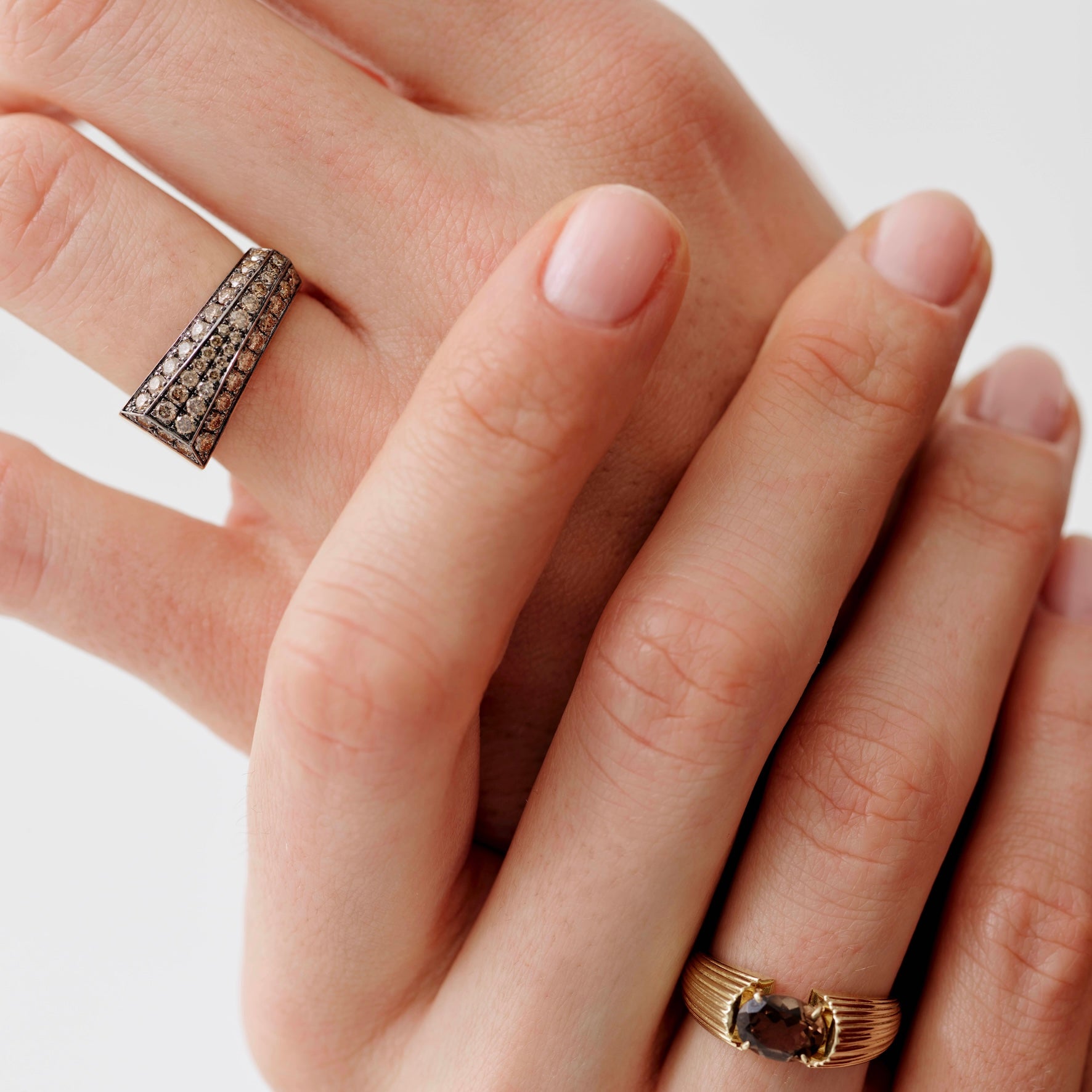Noa Brown Ring