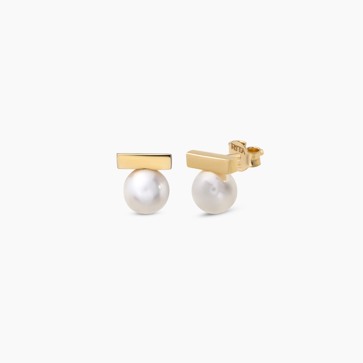 Pearl Studs