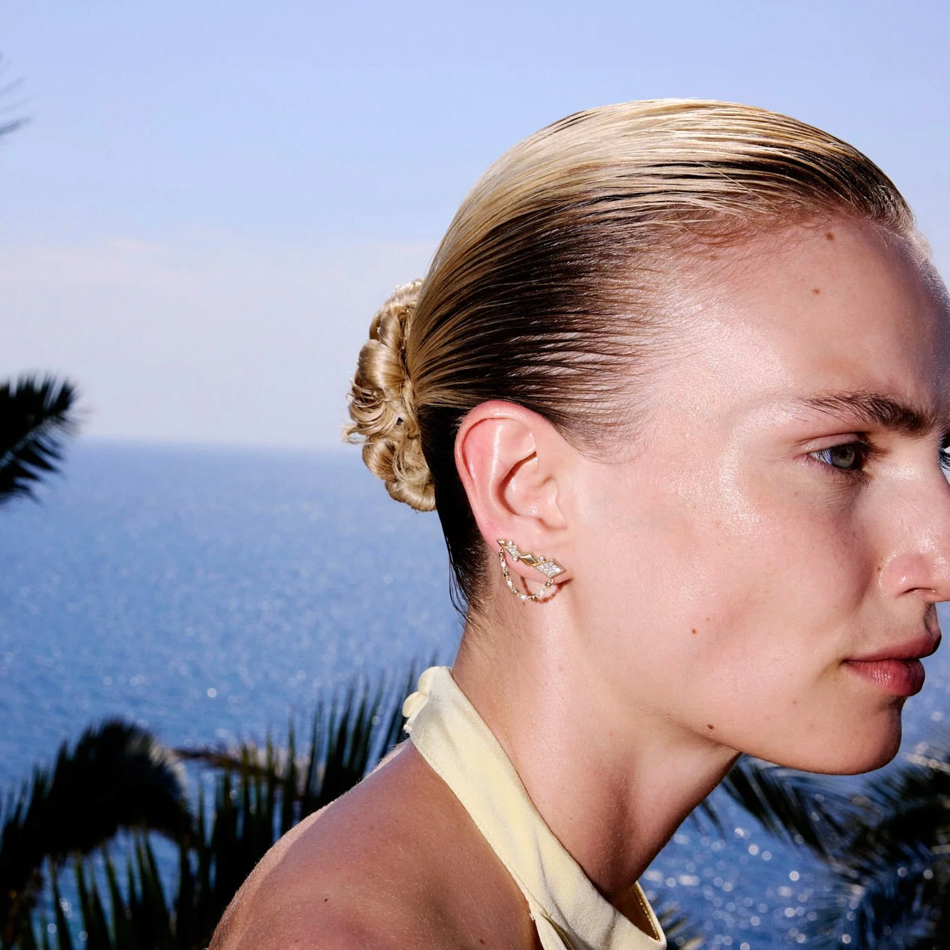 Bloom Chain Ear Climber