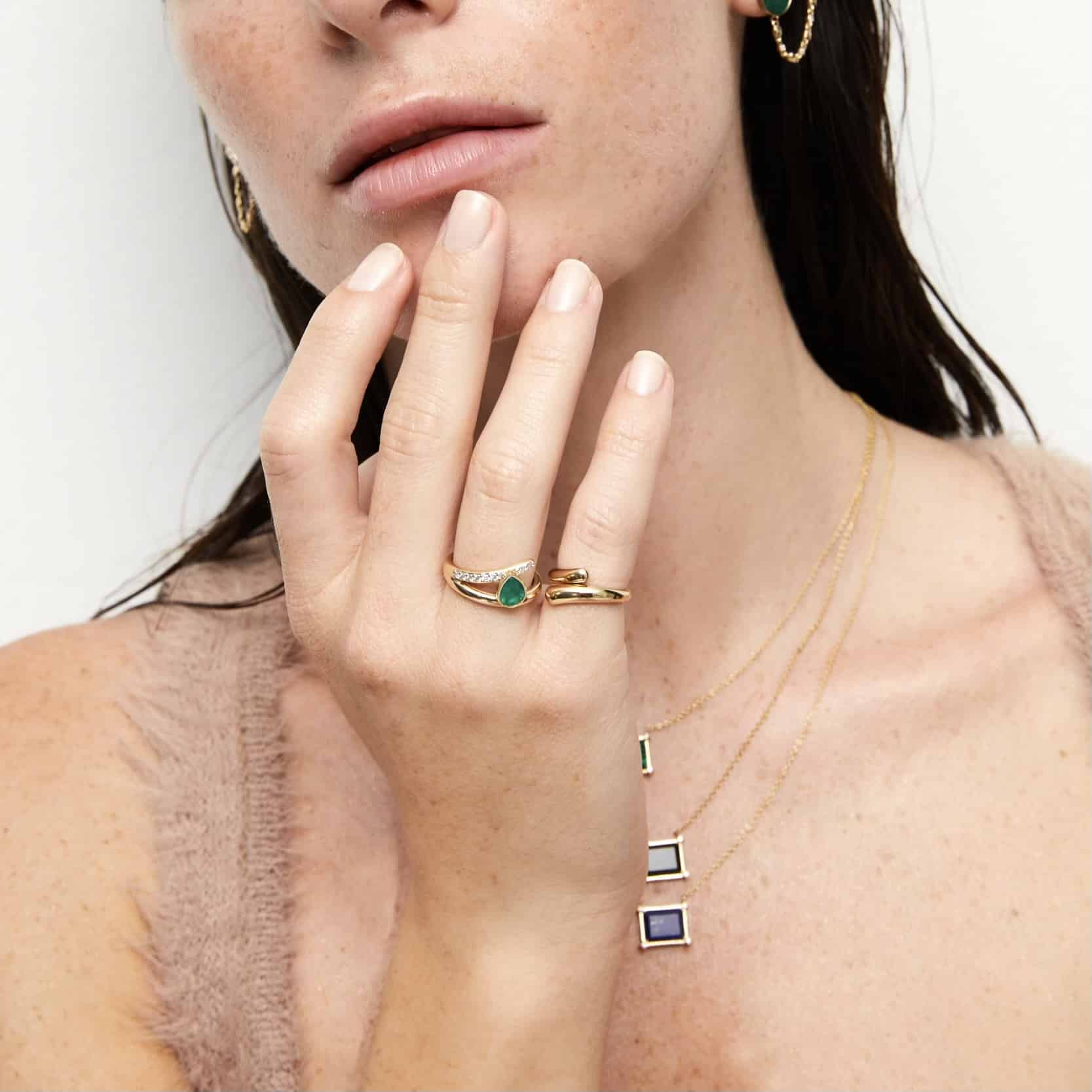 Suave Diamond Ring
