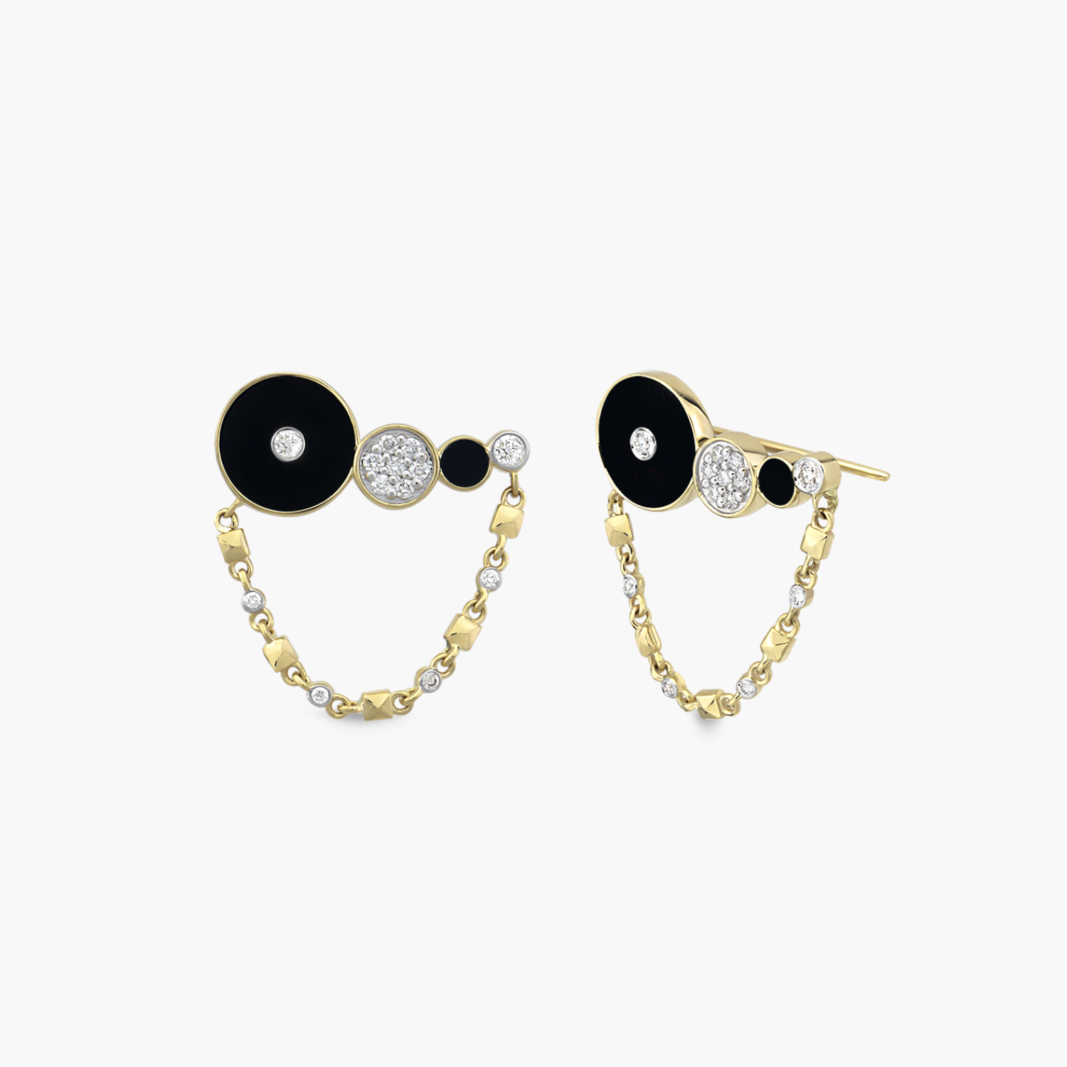 Circular onyx ear climber